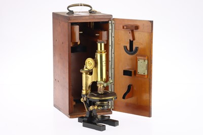 Lot 1089 - Carl Zeiss Jena IIa Microscope