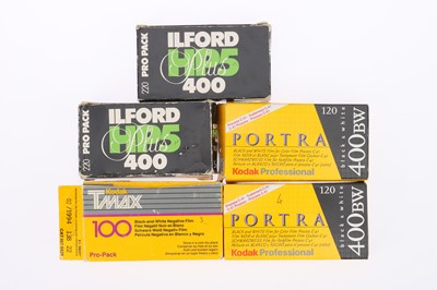 Lot 1022 - A Mixed Quantity of Expired 120 Roll  Film