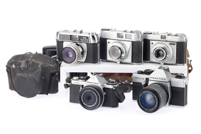 Lot 203 - A Selection of 35mm Film Cameras