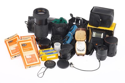 Lot 904 - A Selection of 35mm Lenses and Photographica