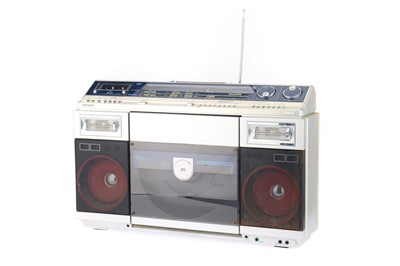 Lot 1315 - A Sharp VZ-2000 Vinyl Player Portable Music System