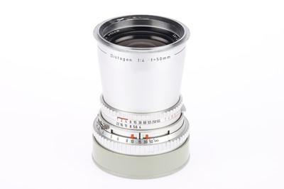 Lot 623 - A Carl Zeiss Distagon f/4 50mm Medium Format Lens