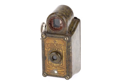 Lot 459 - A Coronet Midget Green Subminiature Camera