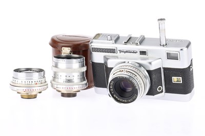 Lot 105 - A Voigtlander Vitessa T 35mm Rangefinder Camera with Lenses