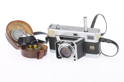 Lot 101 - A Voigtlander Vitessa 35mm Rangefinder Camera