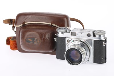 Lot 102 - A Voigtlander Prominent 35mm Rangefinder Camera