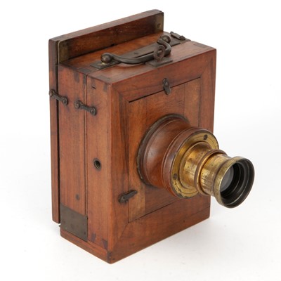 Lot 183 - An Unmarked  Wet Plate Mahogany Tailboard Camera