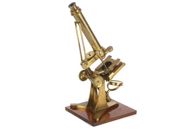 Lot 315 - An Early James Smith Microscope