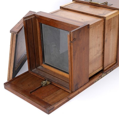 Lot 184 - A Large Unmarked French Sliding Box Wetplate Camera