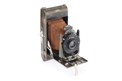 Lot 272 - A Houghton-Butcher Ensign No.4 Carbine Folding Camera