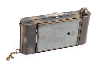 Lot 272 - A Houghton-Butcher Ensign No.4 Carbine Folding Camera