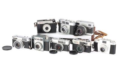 Lot 122 - A Selection of Various 35mm Film Cameras