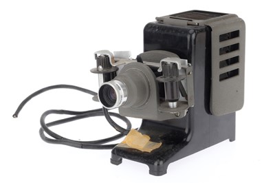 Lot 642 - A Leitz Slide Projector