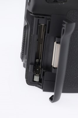 Lot 241 - A Canon EOS 40D Digital SLR Body