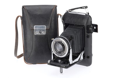 Lot 160 - A Kodak Regent Rangefinder Folding Medium Format Camera