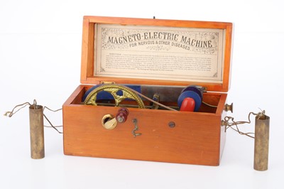 Lot 723 - Magneto Shock Machine