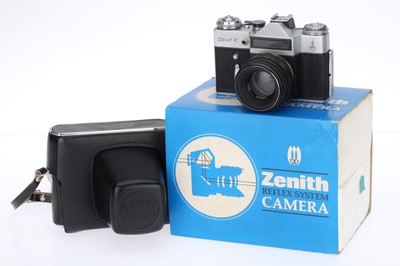 Lot 91 - A Zenit-E 35mm SLR Camera