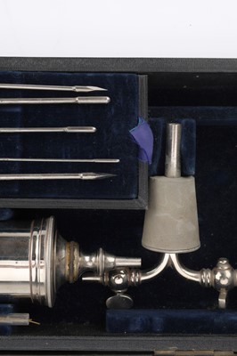 Lot 645 - A Large & Complete Aspirator