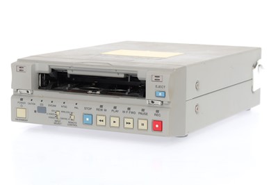 Lot 894 - A Sony DSR-11 Digital Videocassette Recorder