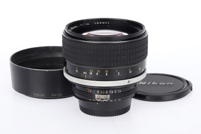 Lot 327 - A Nikon Nikkor f/1.4 85mm Ai Telephoto Camera Lens