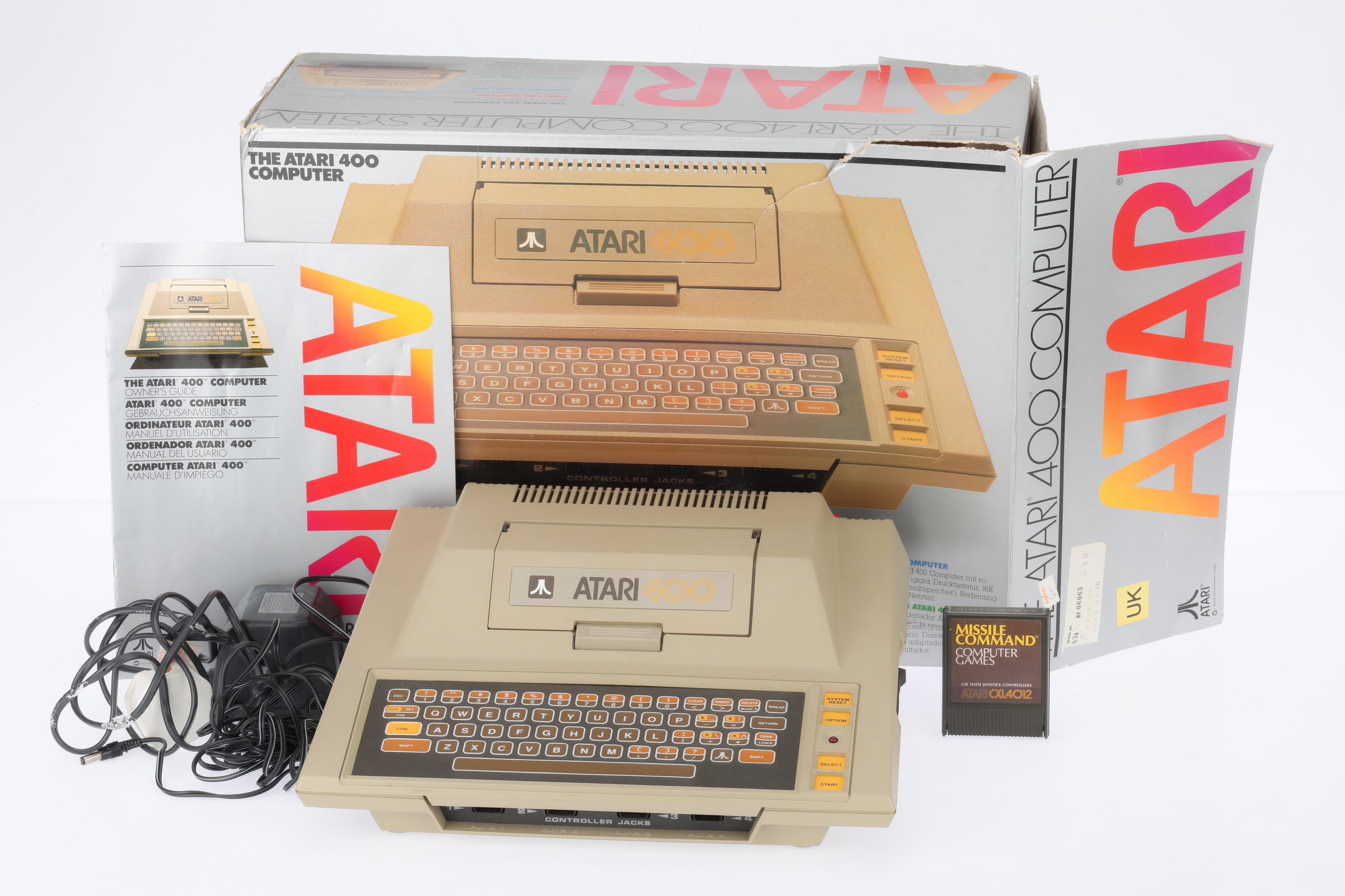 Atari Computer Operating System Lot 826 - An Atari 400 Computer System,