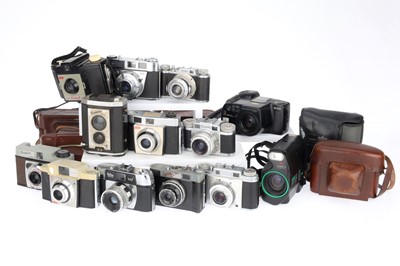 Lot 107 - A Tray of 35mm and Snapshot Film Cameras