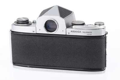 Lot 81 - A Miranda F 35mm SLR Camera