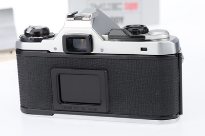 Lot 82 - A Pentax ME Super Camera Outfit