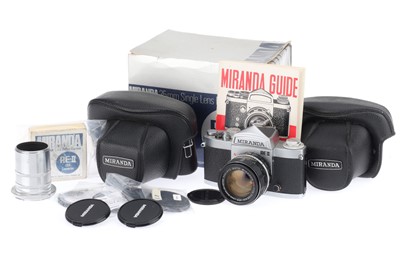 Lot 86 - A Miranda RE-II 35mm SLR Camera