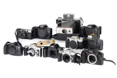 Lot 70 - A Selection of 35mm Film Cameras