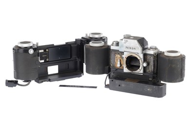 Lot 34 - A Nikon Photomic Camera with Large Capacity Film Back