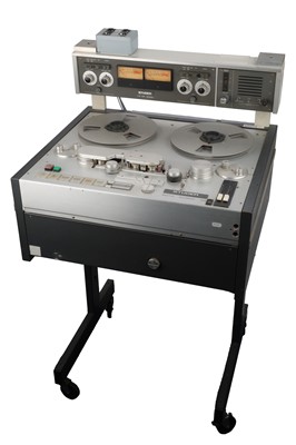 Lot 868 - A Studer A80-RC Master Tape Recroder Reel to Reel Player / Editor