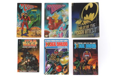 Lot 791 - A Selection of Graphic Novels