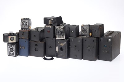 Lot 209 - A Selection of Box Cameras