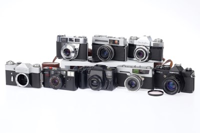 Lot 198 - A Selection of 35mm Film Cameras