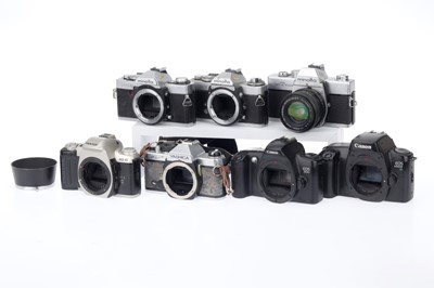 Lot 152 - A Selection of 35mm SLR Camera Bodies