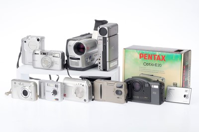 Lot 201 - A Selection of Digital Compact Cameras