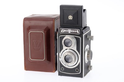 Lot 167 - A Montanus Del Monta Medium Format TLR Camera