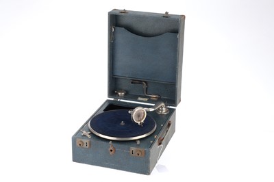 Lot 827 - A Sterno Gramophone