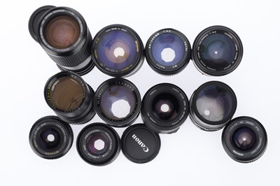Lot 271 - A Selection of Prime and Zoom 35mm Lenses