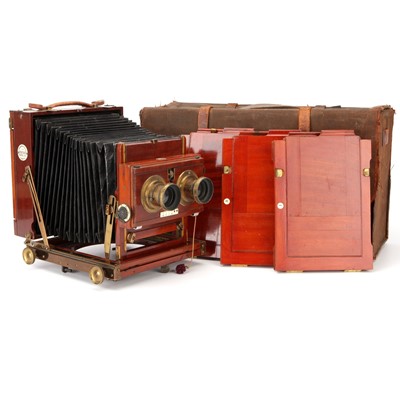 Lot 192 - A Thornton-Pickard 'Crown' Stereo Half Plate Field Camera