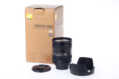 Lot 261 - A Nikon  f/3.5-5.6 18-200 mm GII VR ED Zoom Lens