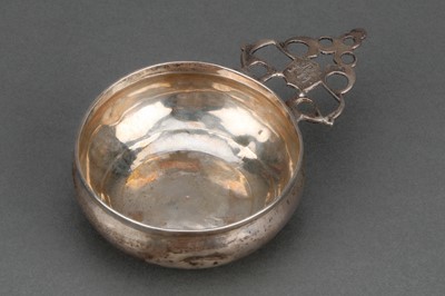 Lot 165 - An 18th Century Silver Bleeding Bowl/Porringer