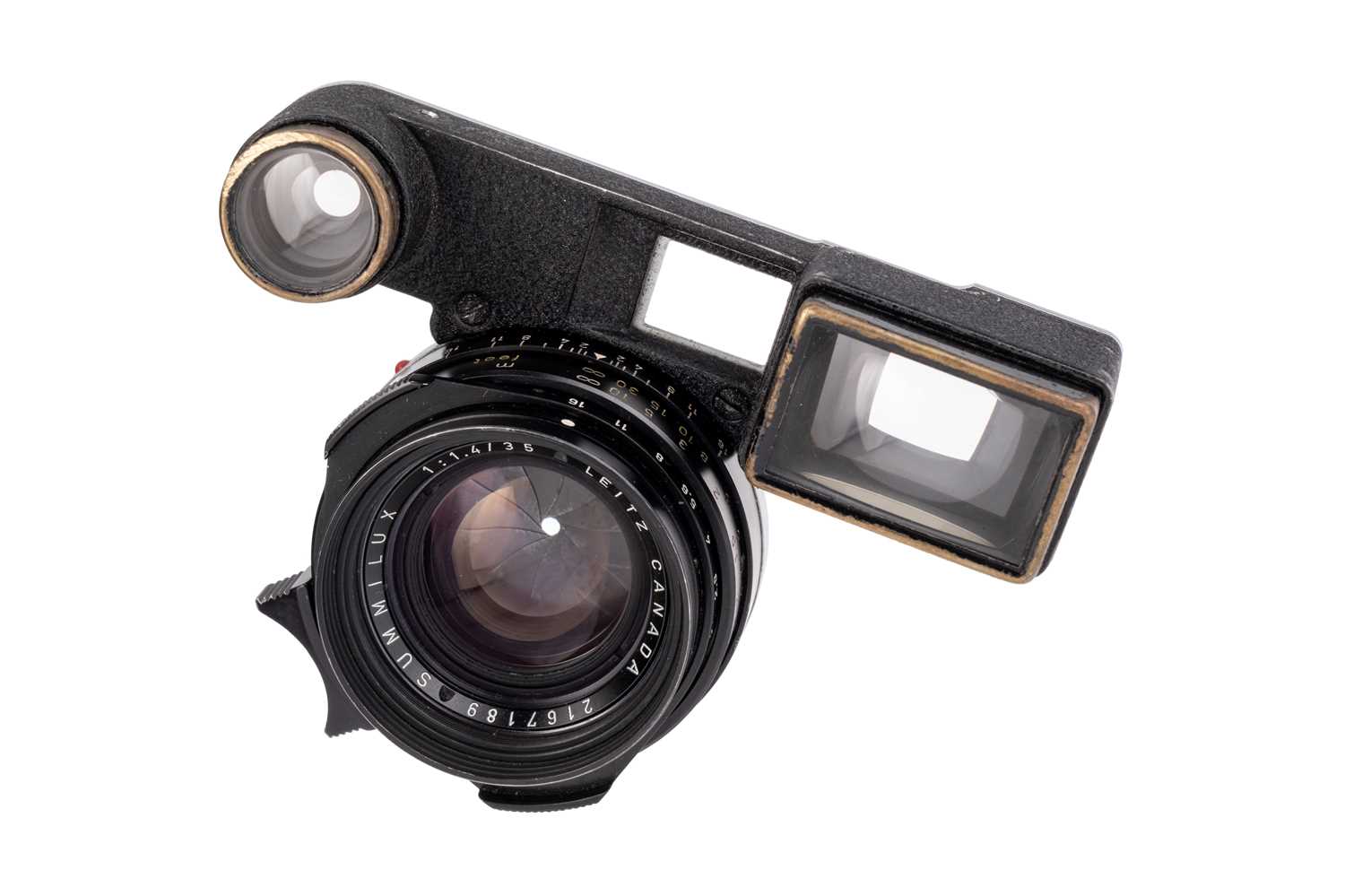 Lot 55 - A Leitz Summilux f/1.4 35mm Lens