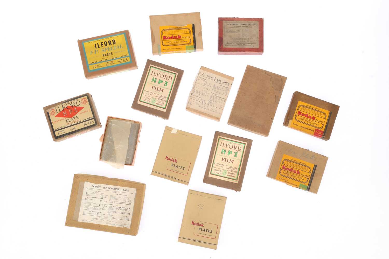 Lot 541 - A Selection of Vintage Expired Film Plates