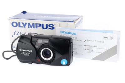 Lot 124 - An Olympus mju-II Zoom 115 Compact Camera