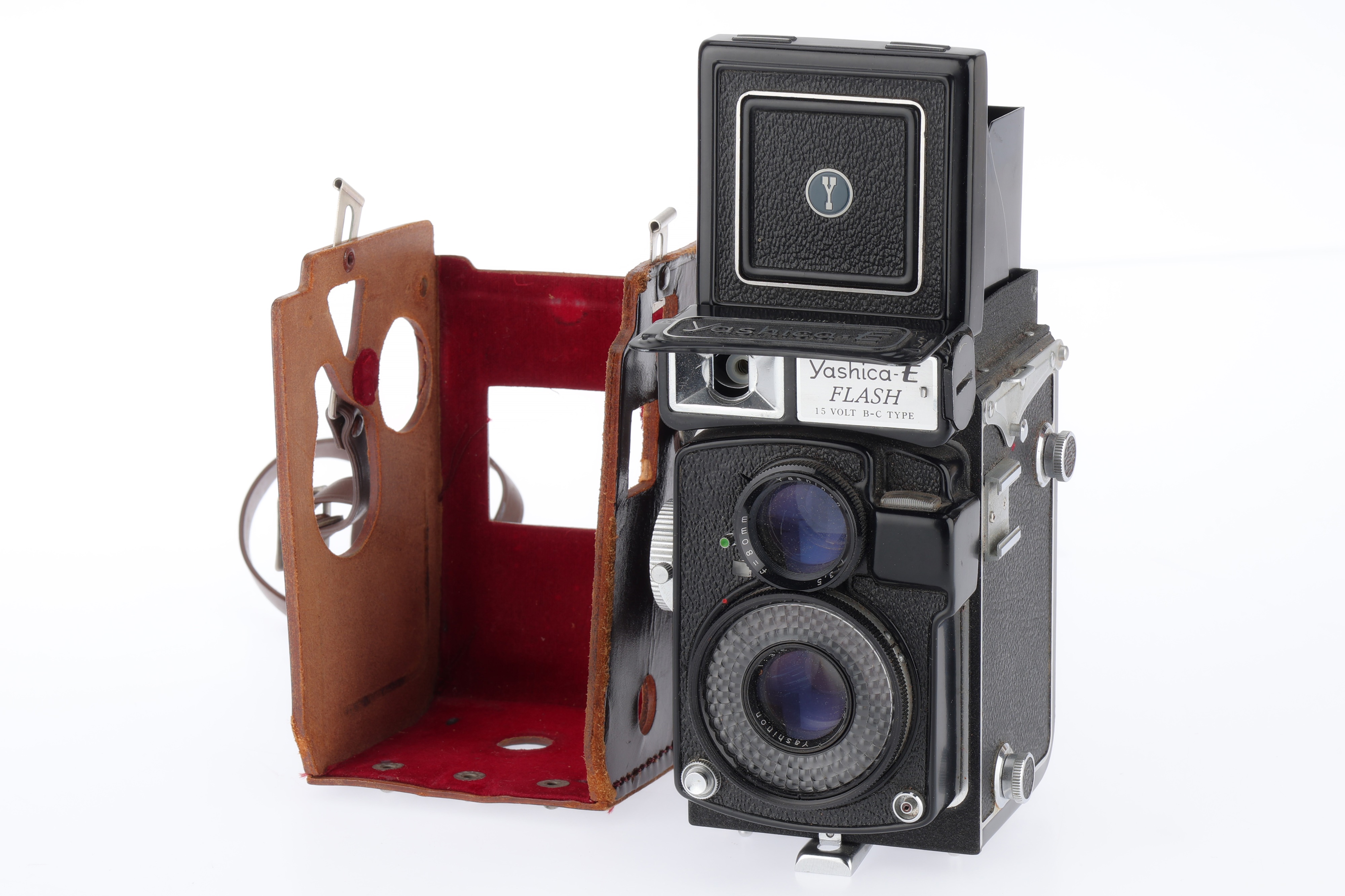 Lot 159 - A Yashica E-Flash TLR Camera,