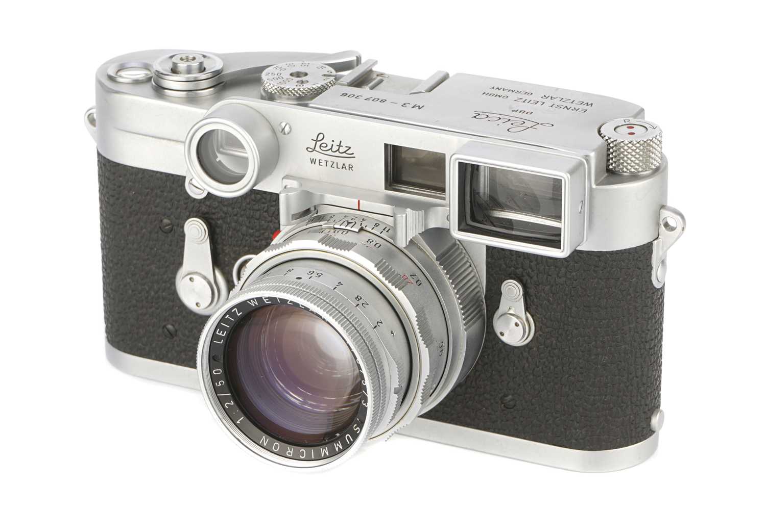 Lot 43 - A Leica M3 DS Rangefinder Camera