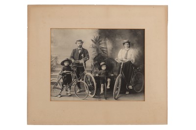 Lot 602 - Bicycles