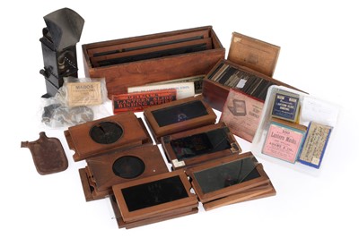 Lot 731 - Magic Lantern Box Lot